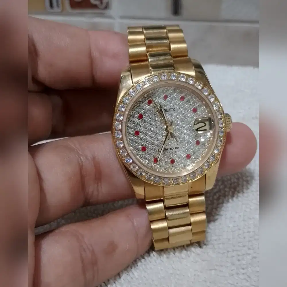 Jam rolex datejust 32mm gold diamond