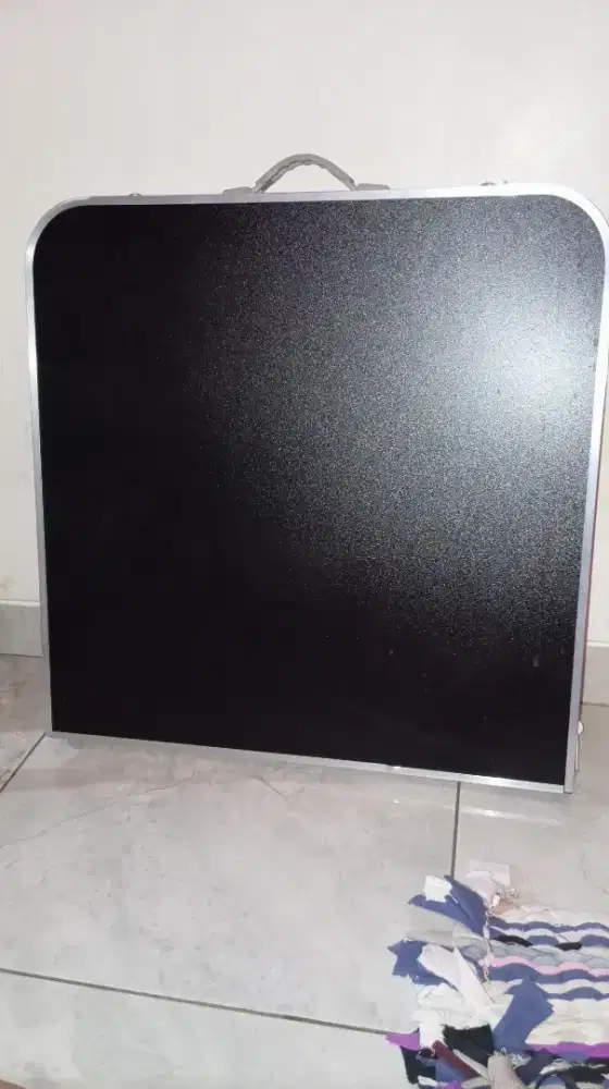 DIJUAL MEJA LIPAT