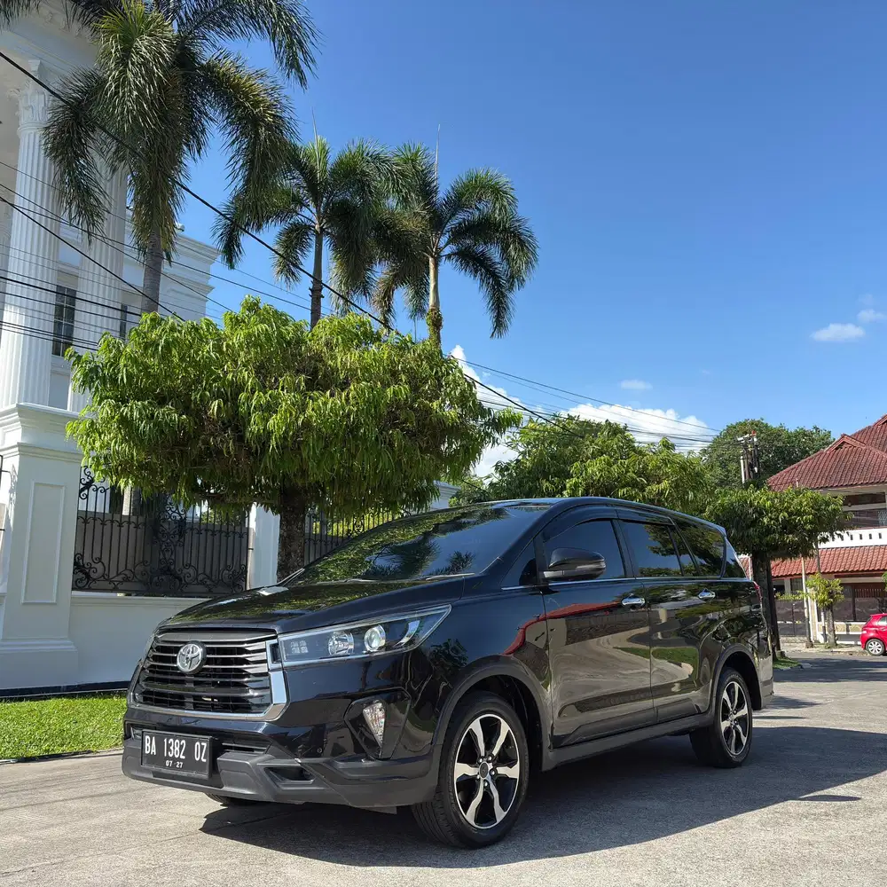 Dp 40 jt Innova Venturer matic diesel 2022 istimewa