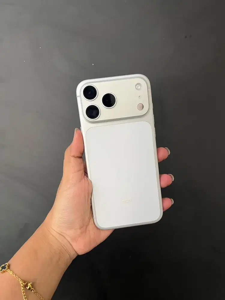 Iphone 17 promax 256Gb iBox