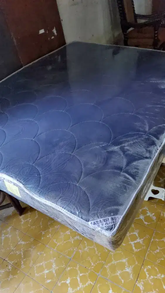 Dijual matras bed busa like new 5 kaki