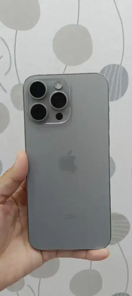 iPhone 15 pro max 256 iBox garansi on
