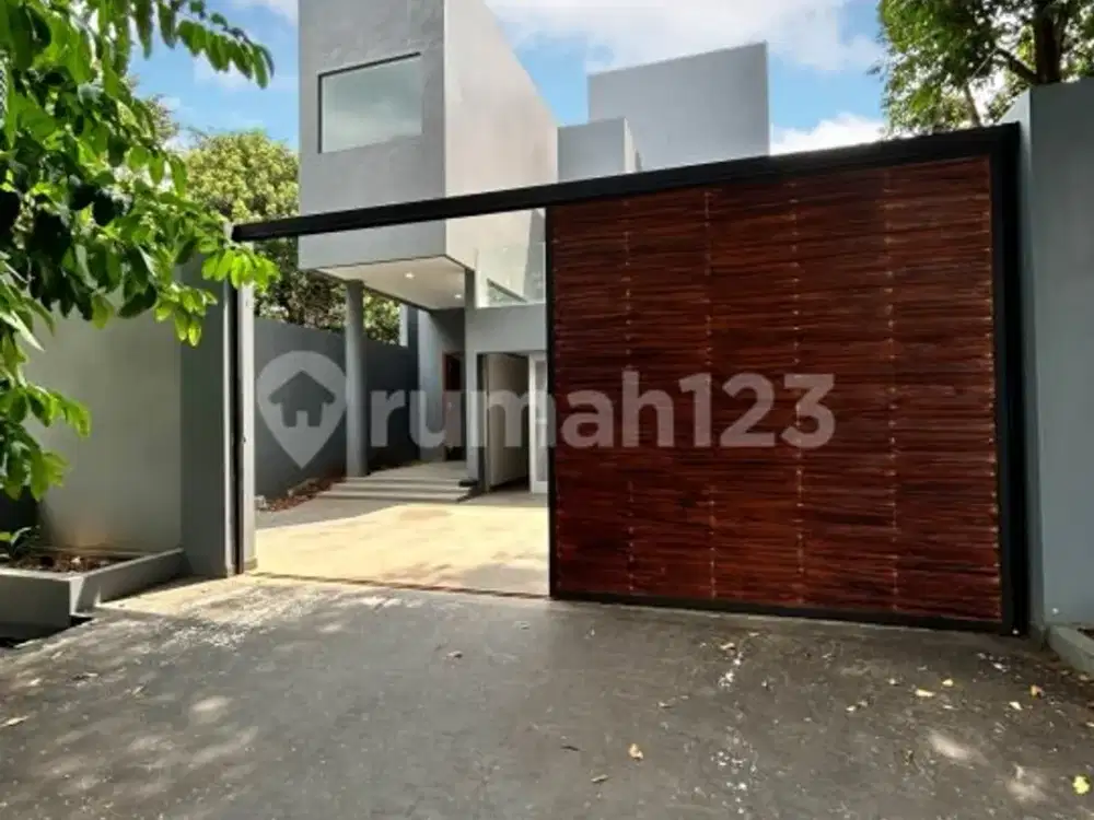 Rumah Baru Siap Huni