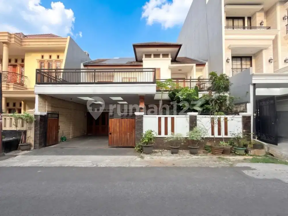 Rumah Mewah Tebet Timur, Akses 3 Mobil Dekat Eco Park