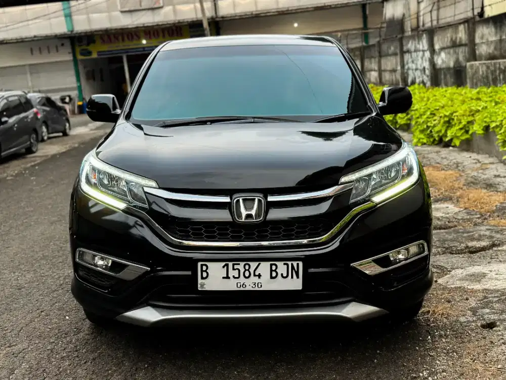 CRV 2.4 AT 2015 hitam