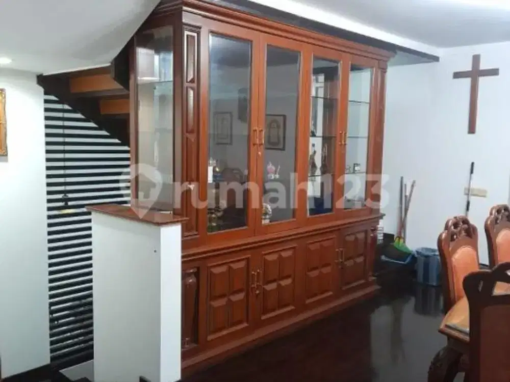 Dijual Rumah Dekat Sekolah Perancis, Cipete, Jakarta Selatan
