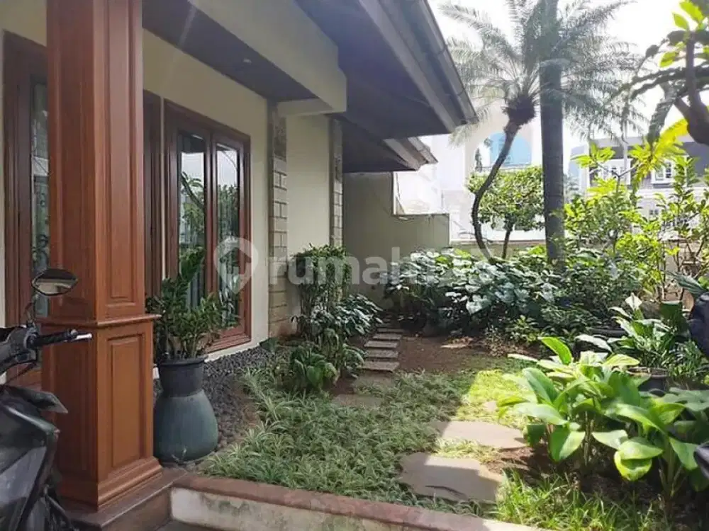 Rumah Lokasi Premiun Dan Strategis di Kuningan, Jakarta Dijual