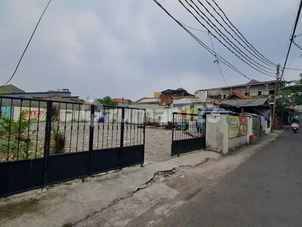 Jual.tanah Cipinang Melayu.700m2 Harga.9jt /M2