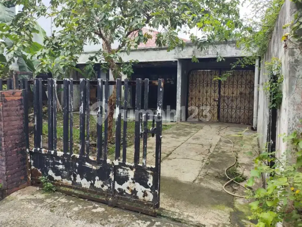 Rumah Lama Hitung Tanah di Jati Indah, Cinere