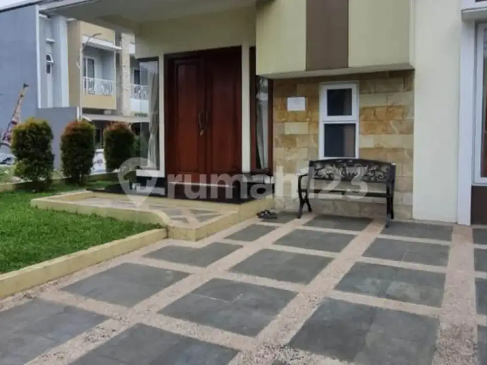 Dijual Rumah Baru Lokasi Strategis Dekat ke Bandara Halim dan Woosh, 2 Lantai, Dalam Komplek One Gate System, Luas 174M2, Hak Milik, Rp 4.85 M Nego