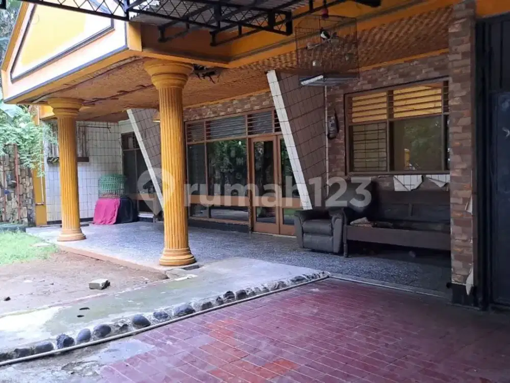 Turun.harga Jadi Mepet NJOP, Ruma Tua di Cideng Dekat.ke Monas, Istana Luas 358M2 Harga 9 M Saja
