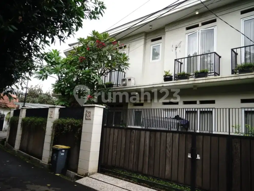 Rumah Siap Huni Lokasi Strategis Bagus Aman Nyaman