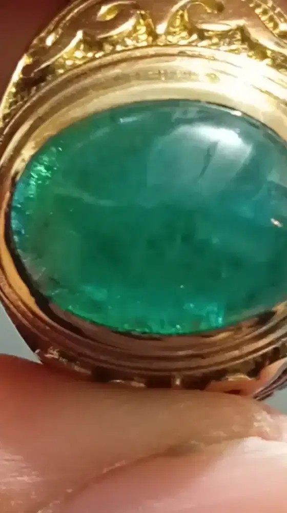 Cincin kunsar batu zamrud