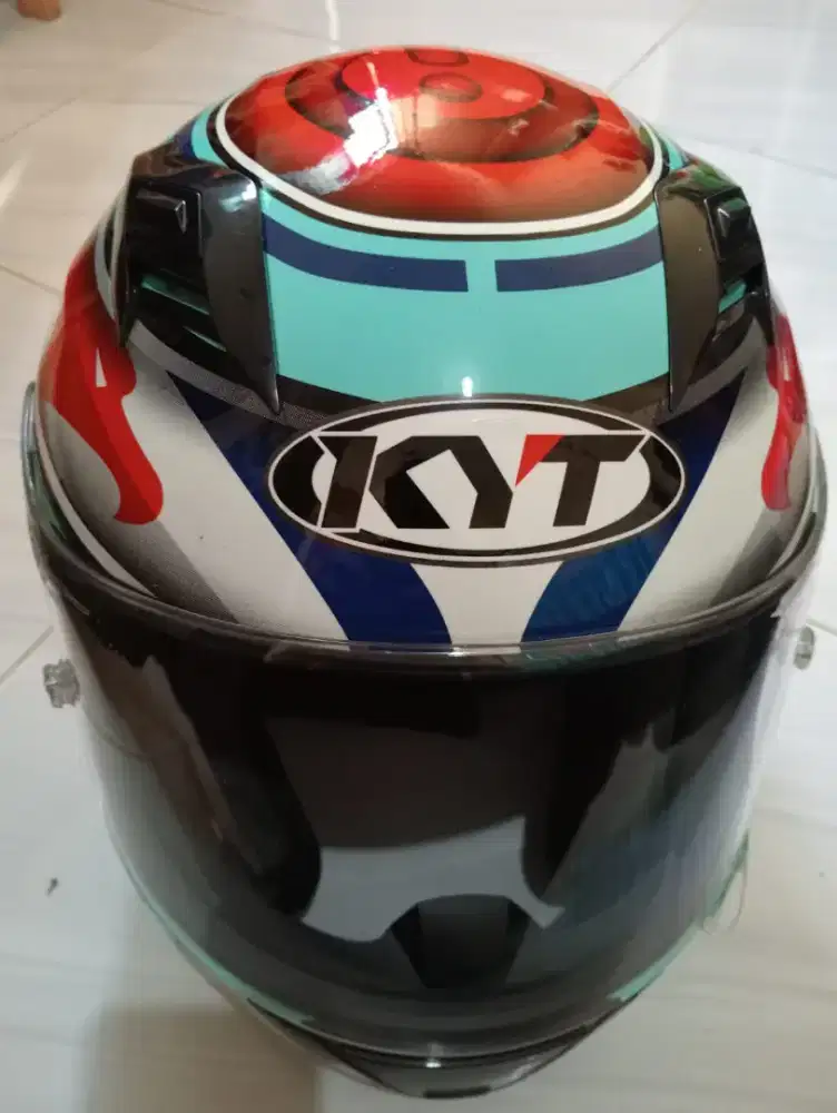 Dijual Helm KYT R-10