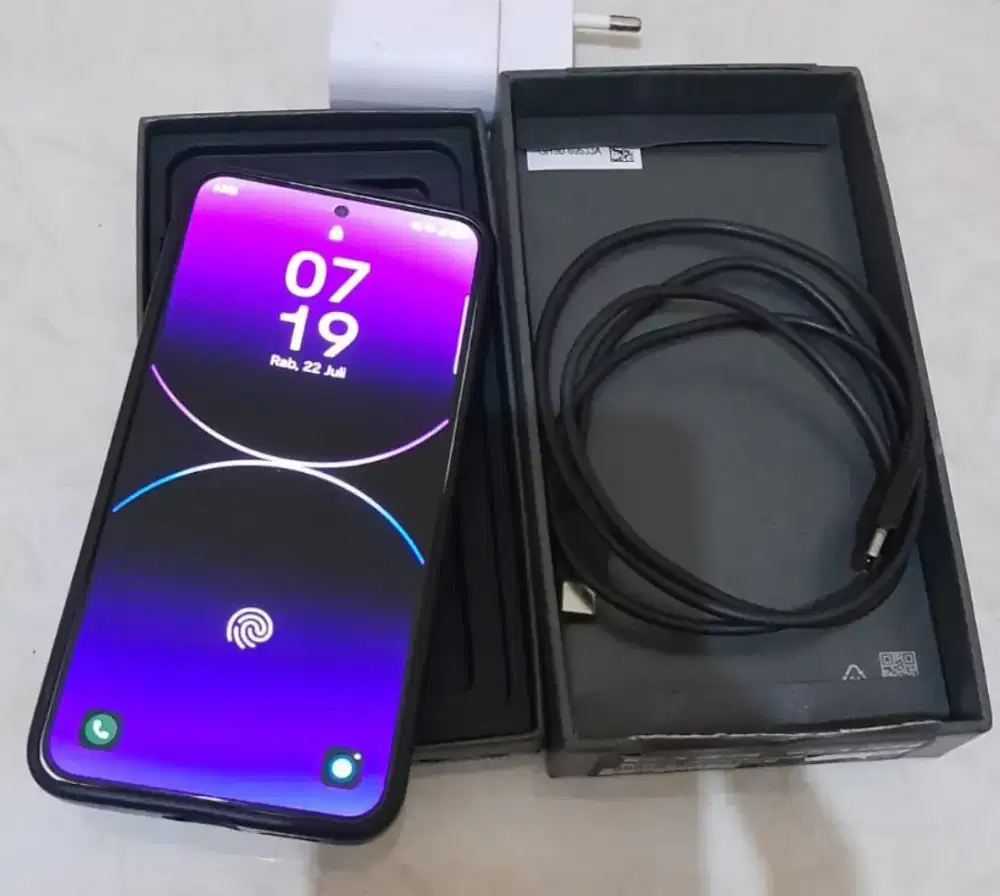 Samsung s25 Like New