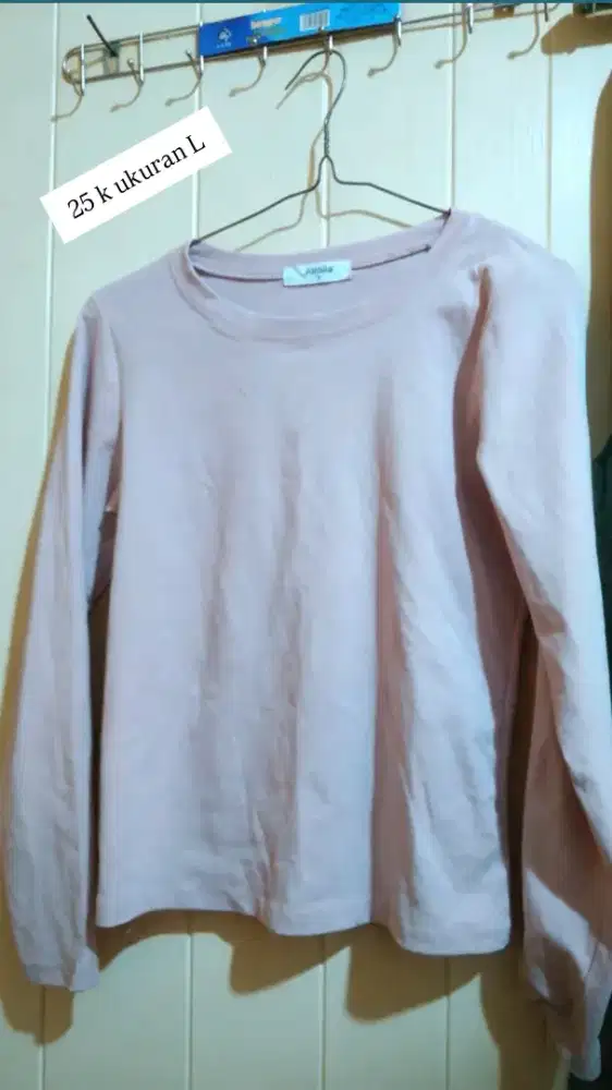Baju wanita masih bagus