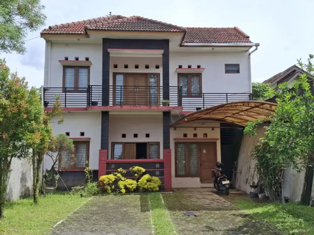 RUMAH DIJUAL  DI JOGJA DEKAT SLEMAN CITY HALL