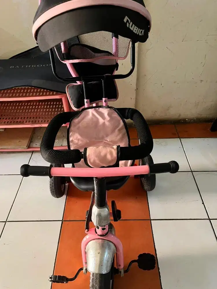 Speda anak roda 3