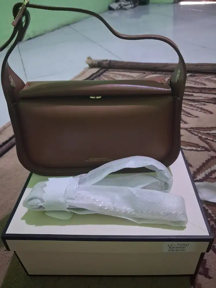 Tas wanita  merek jims honey