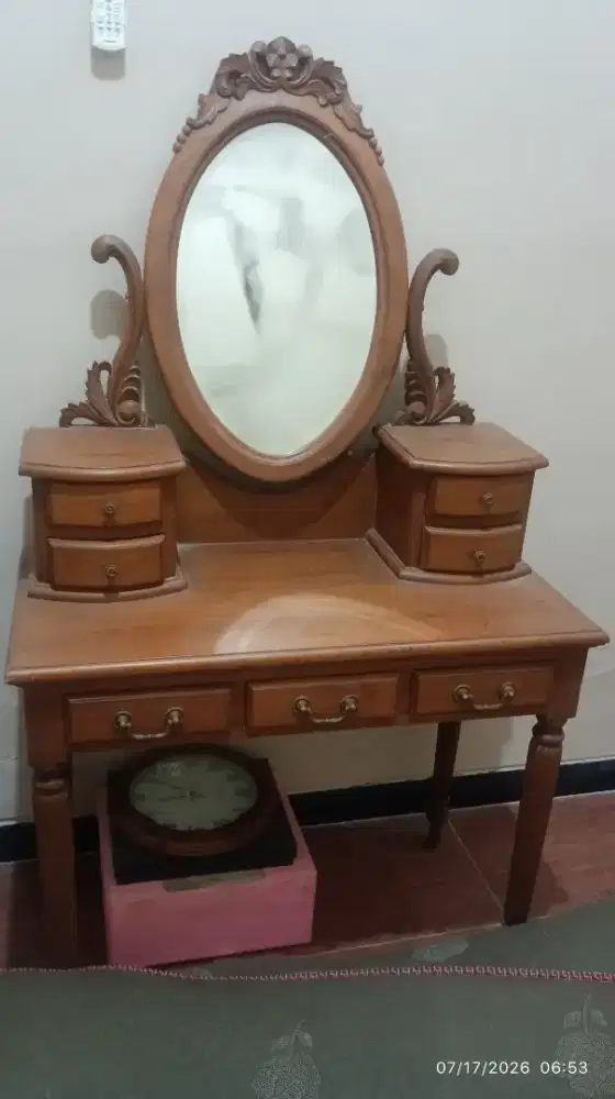 FURNITURE MEJA RIAS JATI