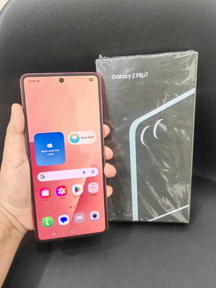 Samsung Z Flip 7 12/256 Fulset ori resmi sein no minus mulus