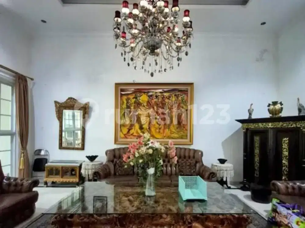 Rumah Dalam Komplek Premier Tirtayasa Kebayoran Baru, LT 442 M², Jalan Lebar