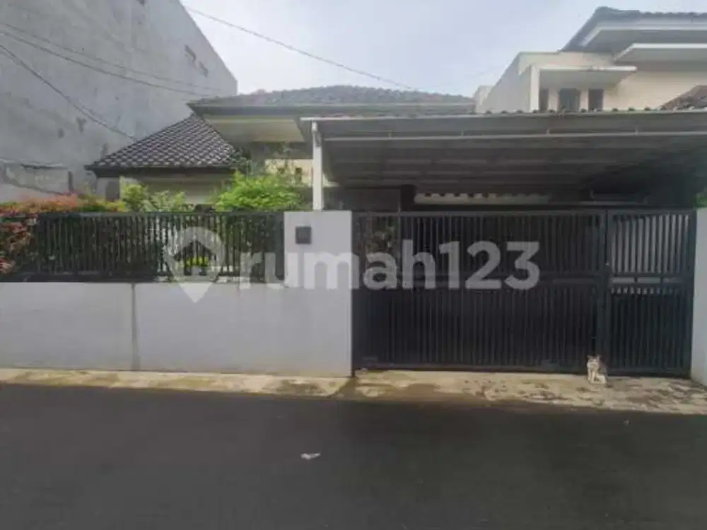 Rumah 1Lantai Lokasi Dekat Jalan Raya Kesehatan Bintaro Jaksel