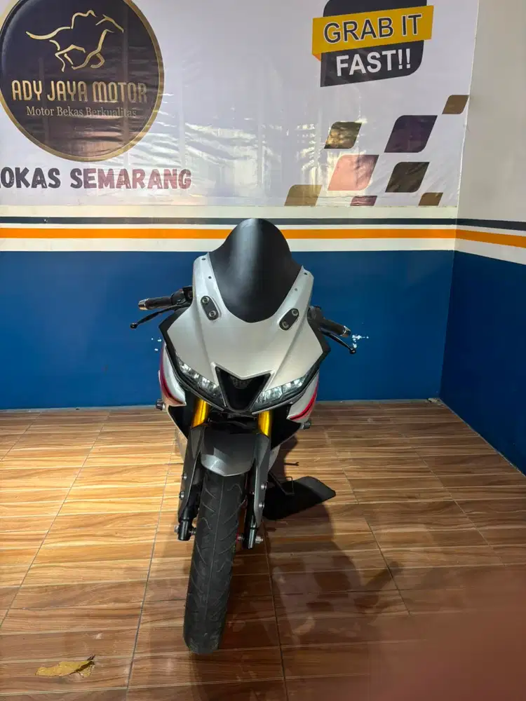 Yamaha R15 V3 2021