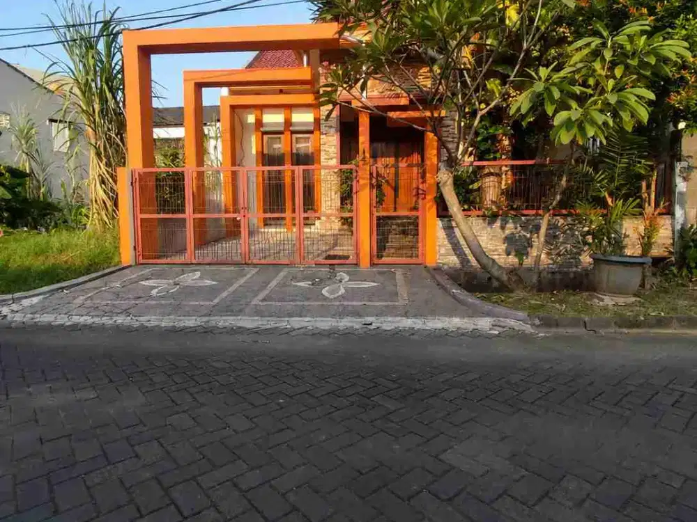 Rumah Kemang Pratama 2 Bekasi, LT 162 m2, LB 132 m2, SHM, 3 KT 2 KM, Harga 2,35 M