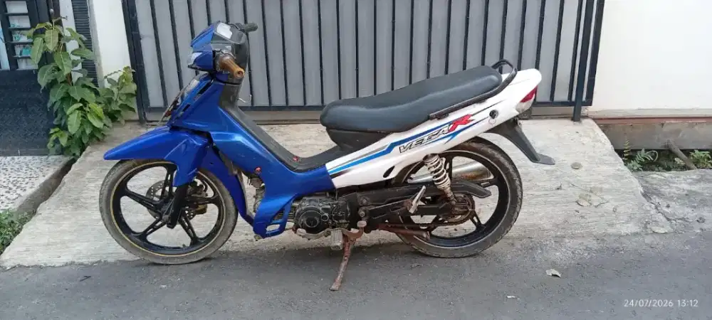 Vega r vr 2005 biru lengkap