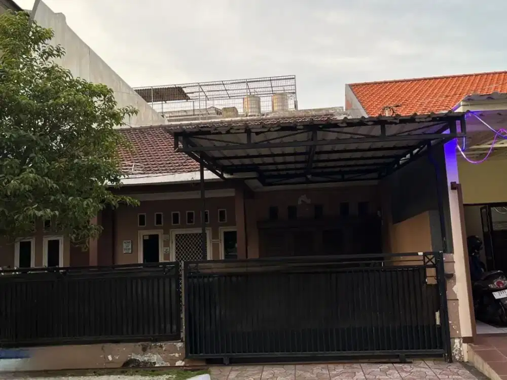 Rumah Second Nginden Lokasi Strategis Dekat ke Tengah Kota