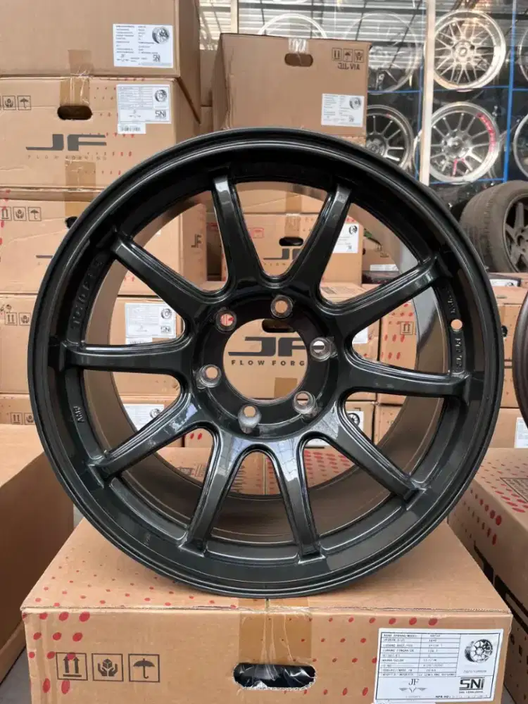 Wedssport tc105x ring 18 lebar 9 pcd 6x139,7 ET 0 fortuner pajero