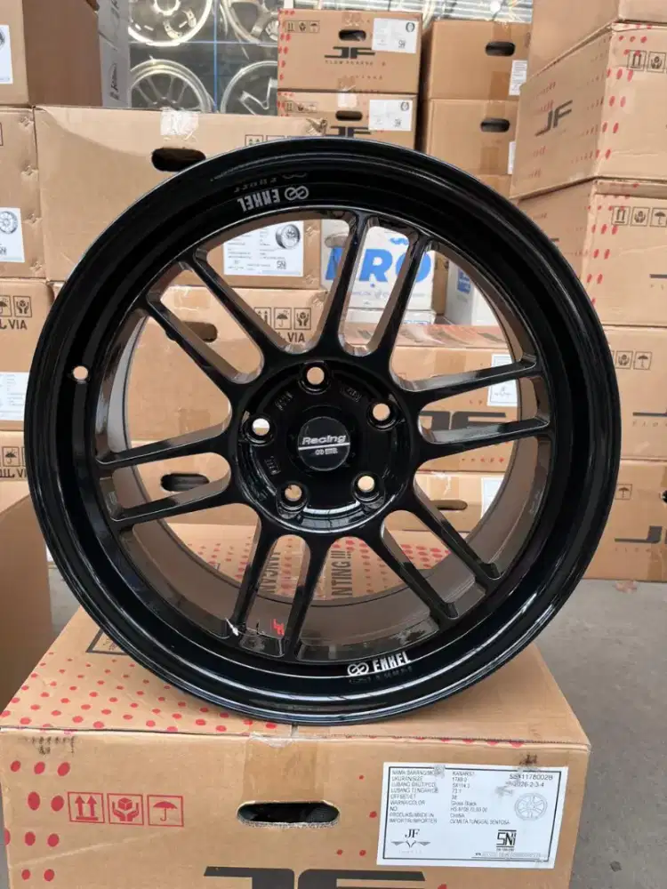 Enkei rpf1 ring 17 lebar 8 pcd 5x114,3 ET 38 xpander innova