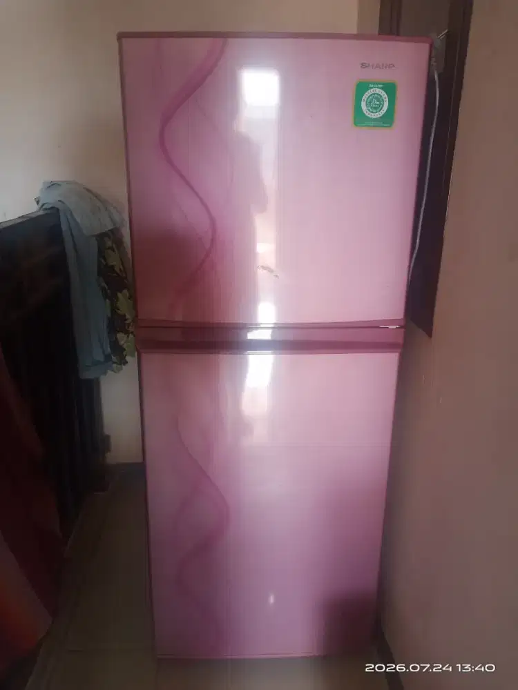 Jual Kulkas Sharp 2 Pintu kondisi masih berfungsi bagus