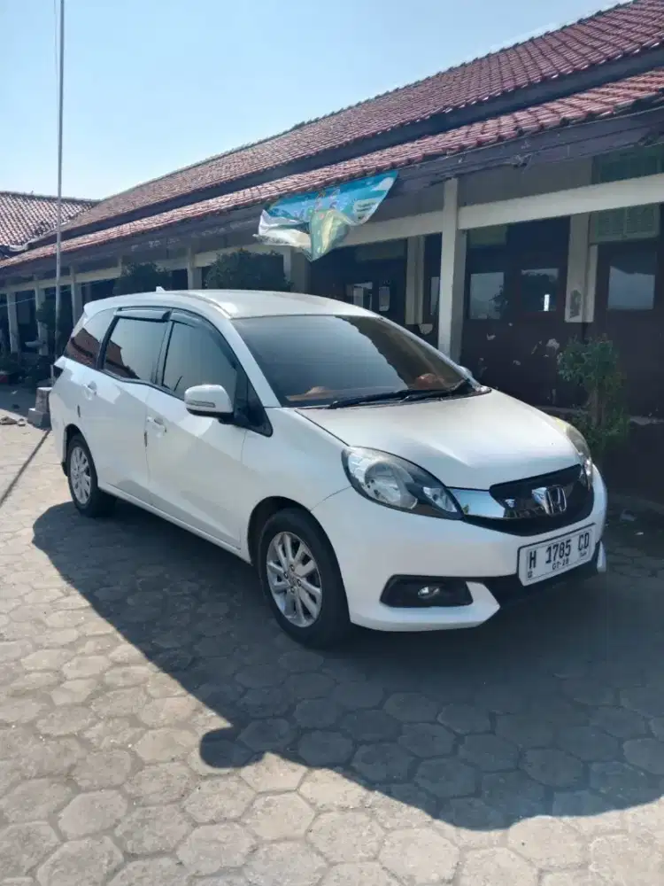 Honda Mobilio tipe e cvt THN 2014