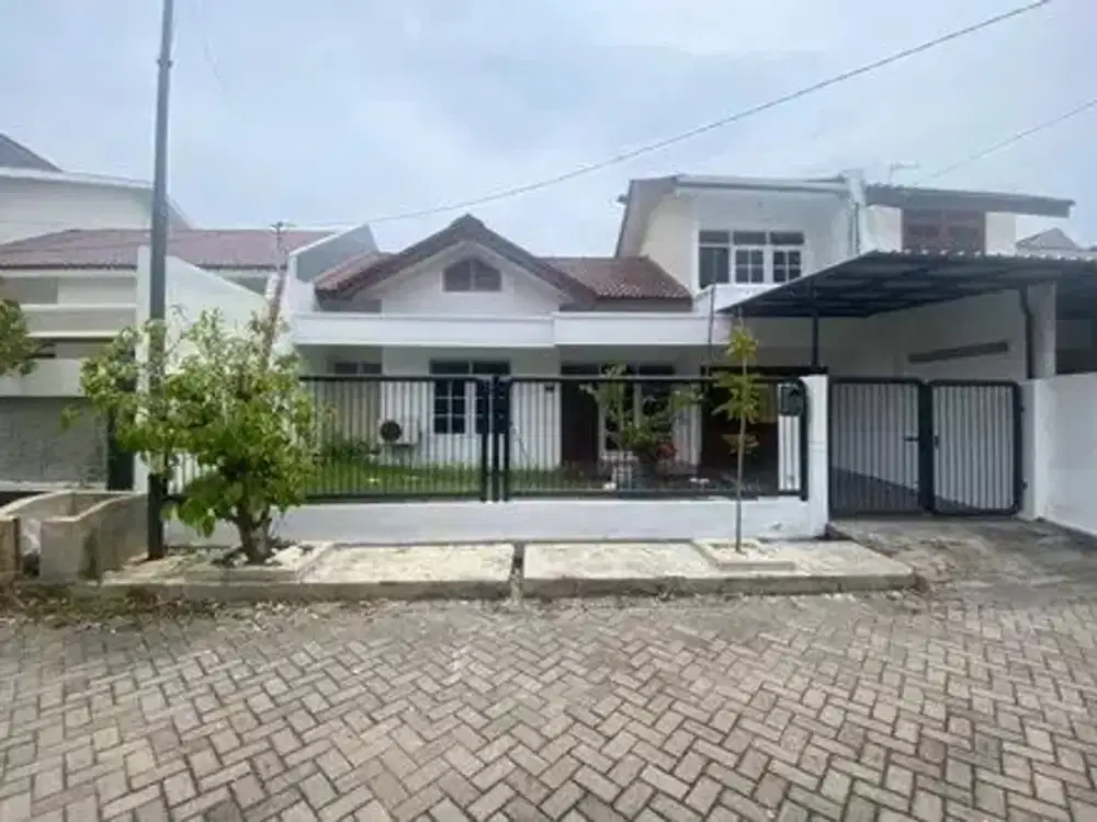 Rumah Second Klampis Semolo Bebas Banjir Dekat Semolowaru dan Raya Merr