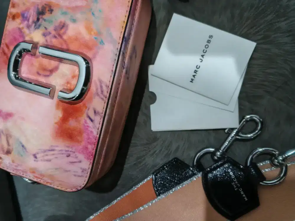 Like new tas preloved Marc Jacob snapshoot tiedye