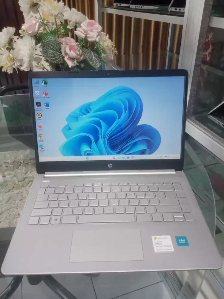 Laptop HP 14s Intel Ram 4 Ssd 512