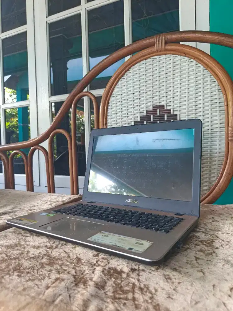 LAPTOP ASUS VIVOBOOK A442U i5 Gen 8, SSD 128Gb, HDD 1TB, RAM 4GB