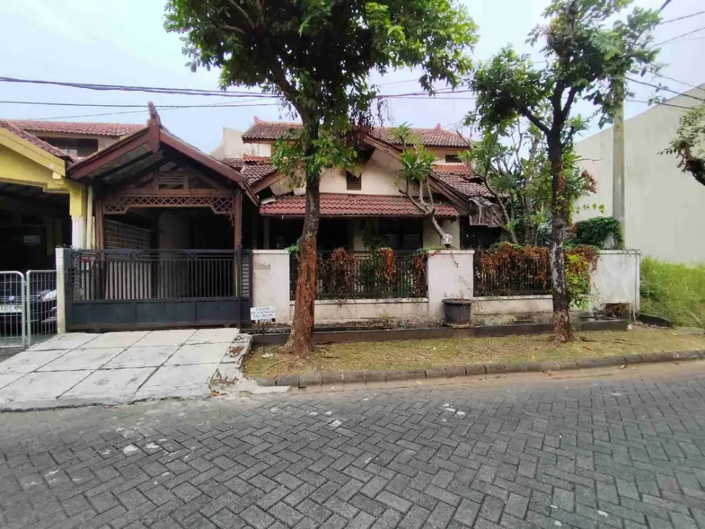 Rumah Kemang Pratama 2 Bekasi, LT 216 m2, LB 188 m2, SHM, 3 KT, Butuh Renovasi, Harga 1,5 M