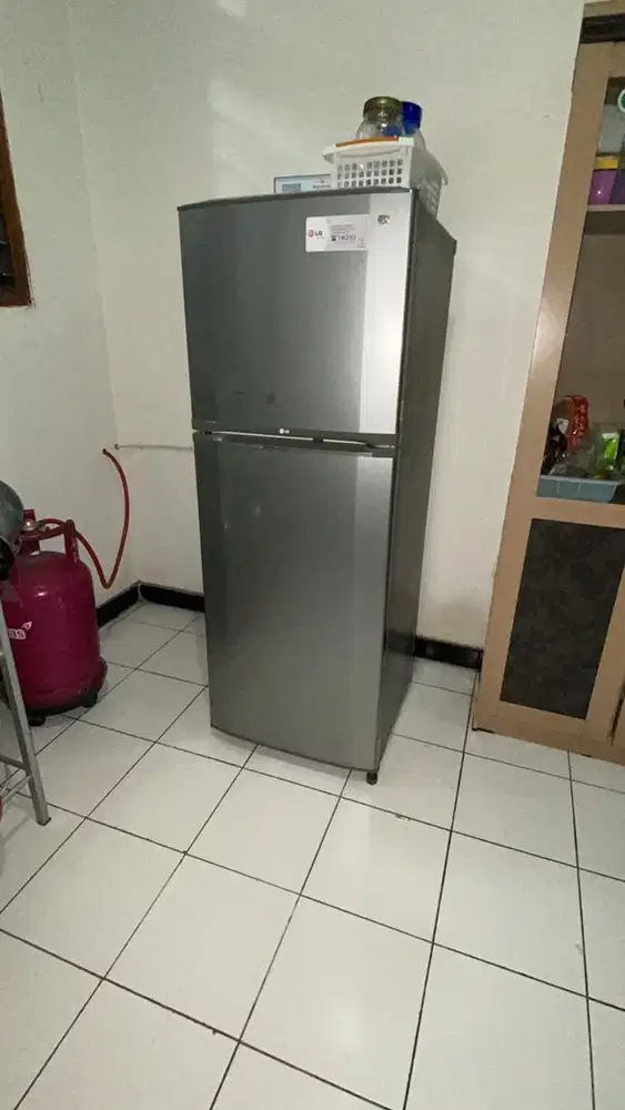 Kulkas LG Double door. Kondisi Sangat Bagus