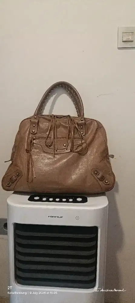 Balenciaga motocross classic city bag