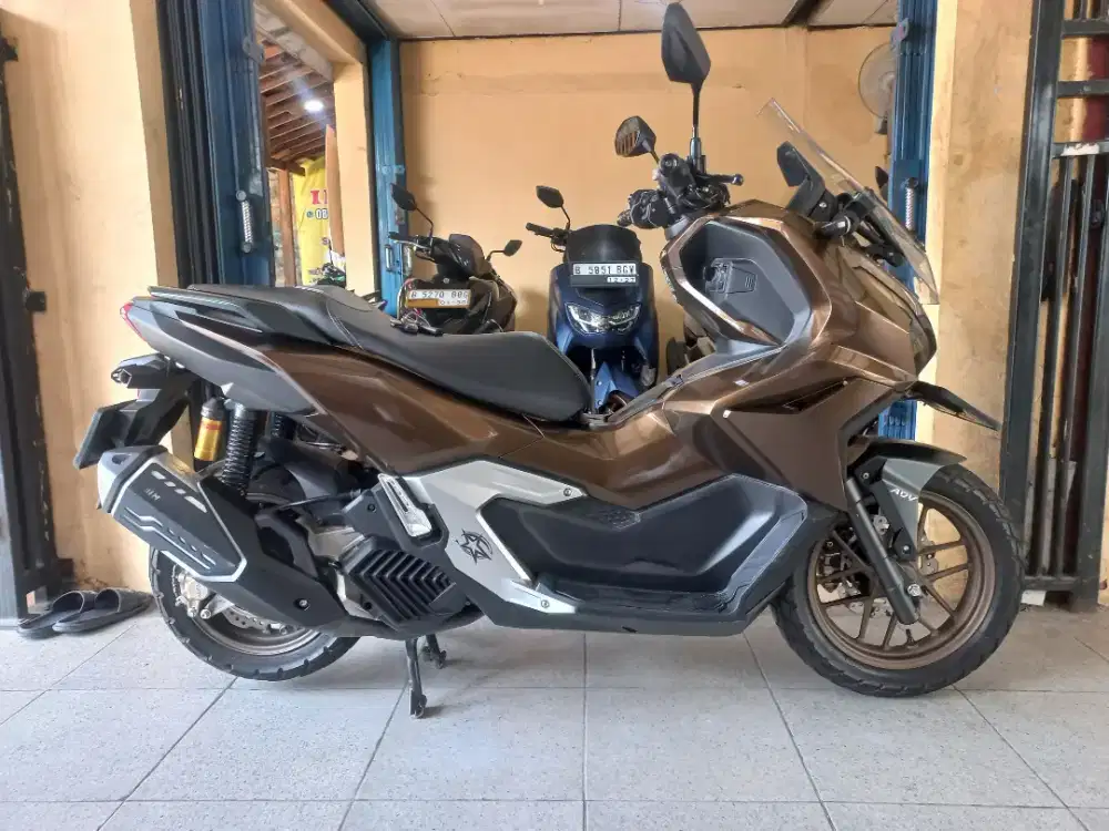 Honda ADV ROADSYNC 2025 LOW KM KONDISI BAGUS