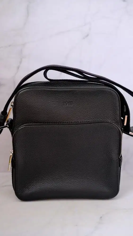 Tas hugo bos sling pria