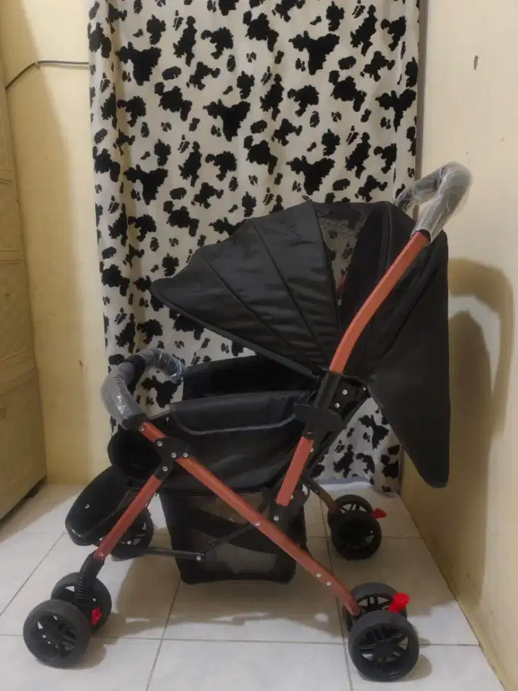 Stroller Merk Beige