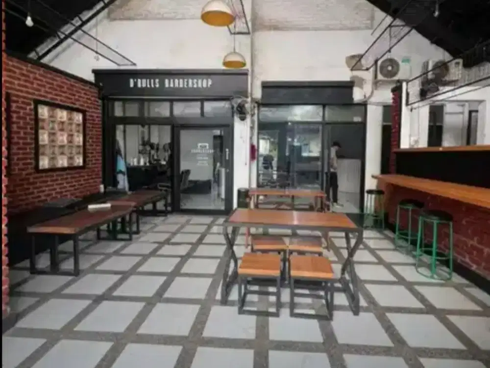 BURANGRANG, LENGKONG. RUANG USAHA COCOK UNTUK CAFE ATAU RESTO DI KOTA BANDUNG