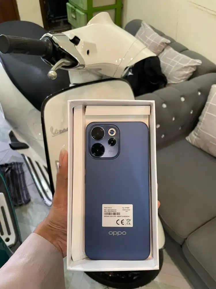 Oppo Reno 15f 12/256