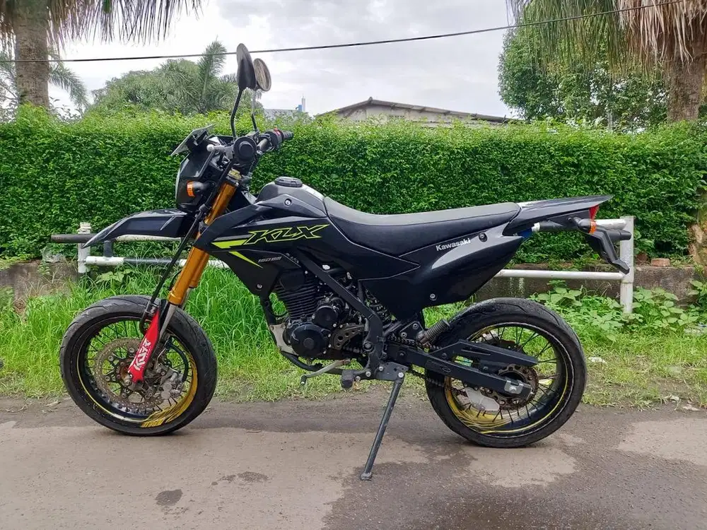 KLX SM 150cc 2025 KM RENDAH
