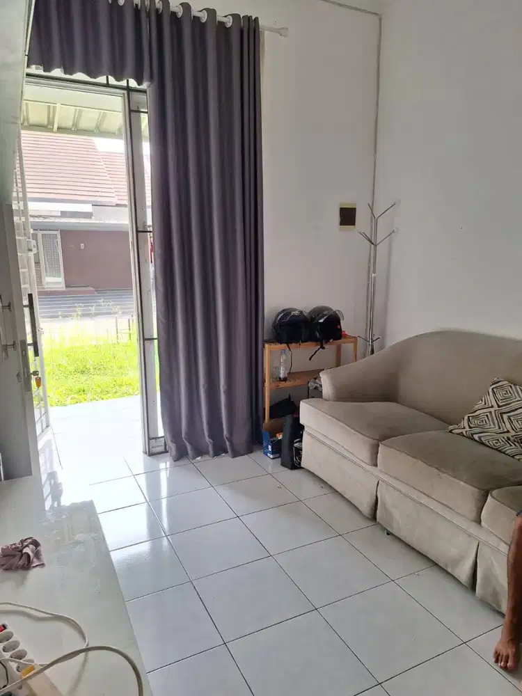 Disewakan Rumah Semi Furnish di Taman Kopo Indah 5, Bandung