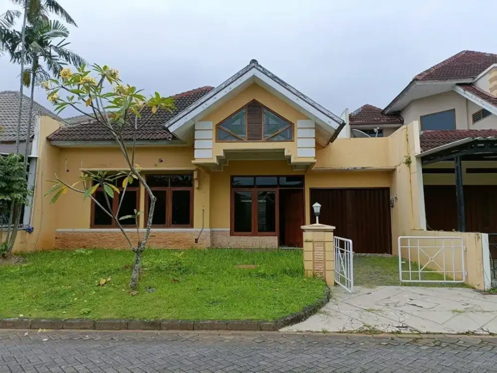 Rumah nyaman 1 lantai siap pakai di perumahan elite Graha estetika banyumanik semarang 10209